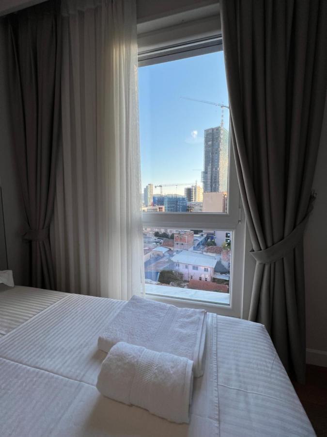 Blanc 7 Apartment Тирана Екстериор снимка