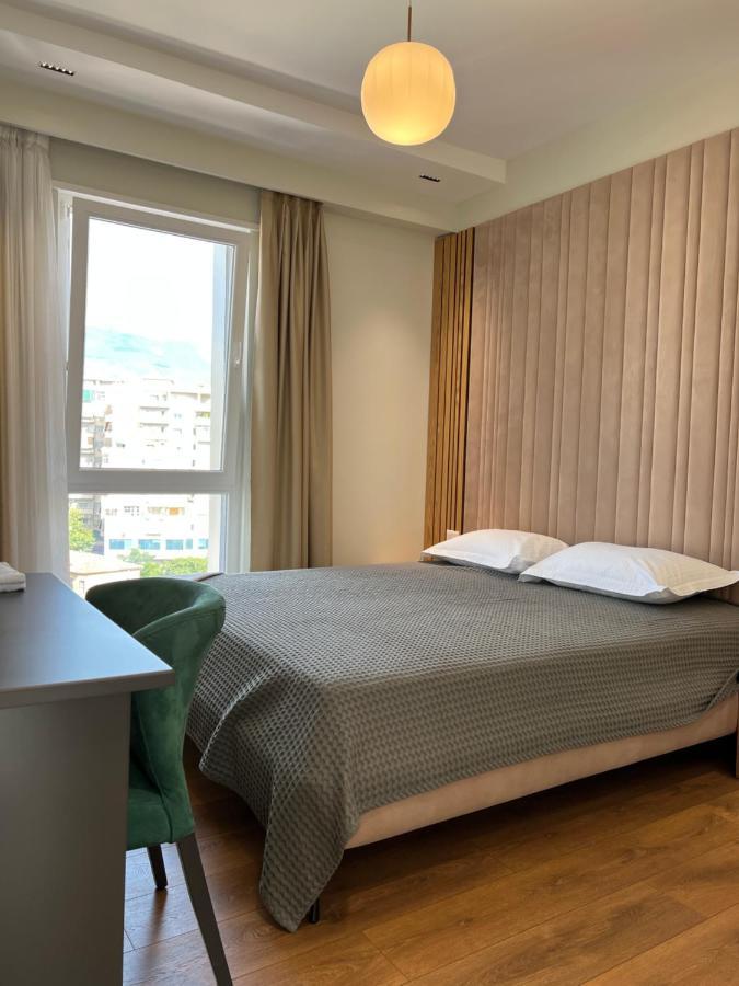 Blanc 7 Apartment Тирана Екстериор снимка