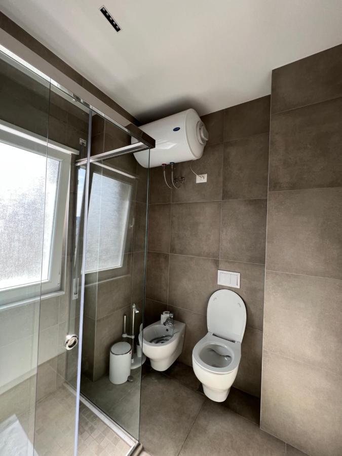 Blanc 7 Apartment Тирана Екстериор снимка